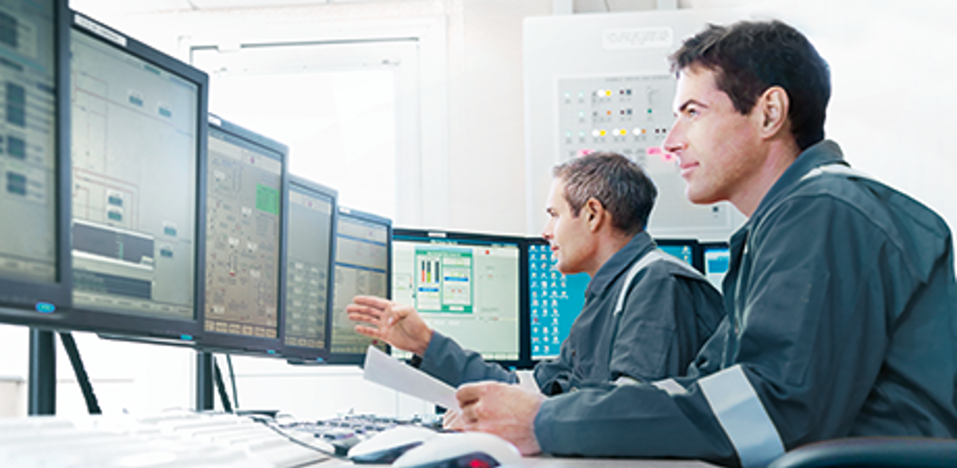 Multifunction Transmitter Control Room